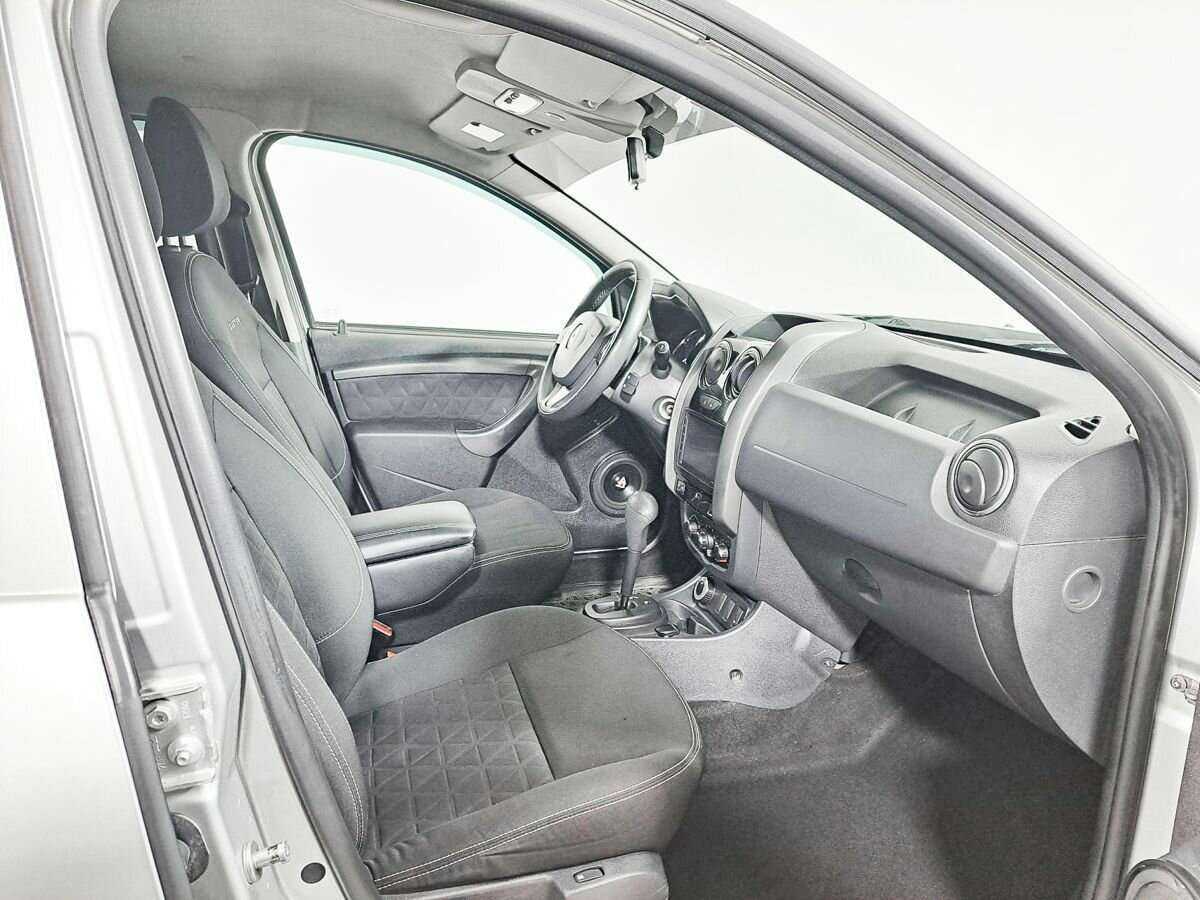 Renault Duster б/у, 2016, Автоматическая. Фото: #8