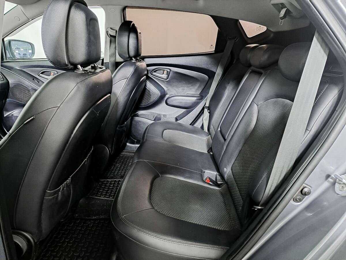 Hyundai ix35 б/у, 2012, Автоматическая. Фото: #9