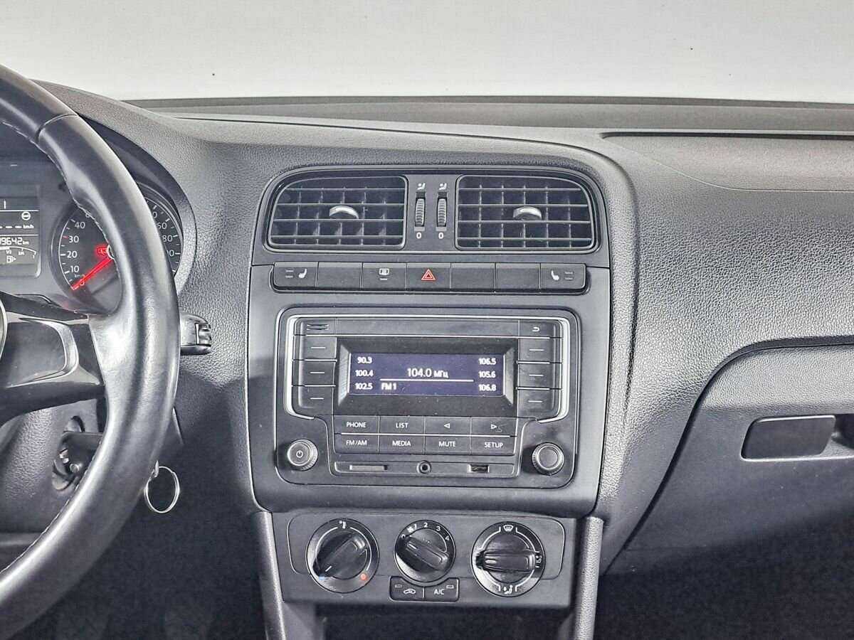 Volkswagen Polo б/у, 2018, Механическая. Фото: #11