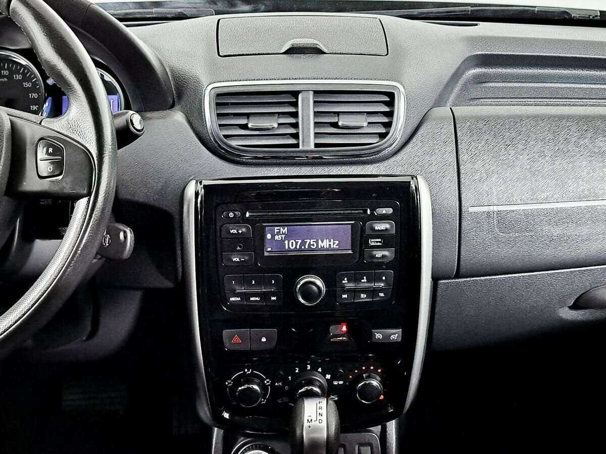 Nissan Terrano б/у, 2017, Автоматическая. Фото: #8