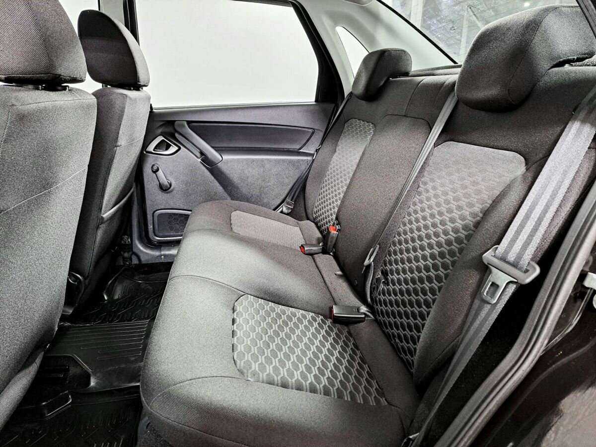 Лада (ВАЗ) Гранта б/у, 2023, Механическая. Фото: #8