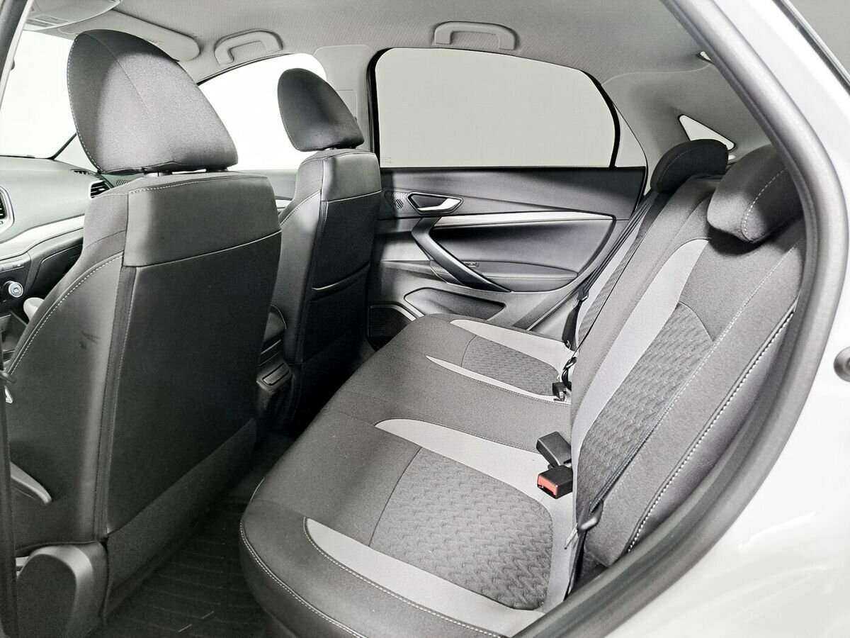 Лада (ВАЗ) Веста б/у, 2023, Механическая. Фото: #7