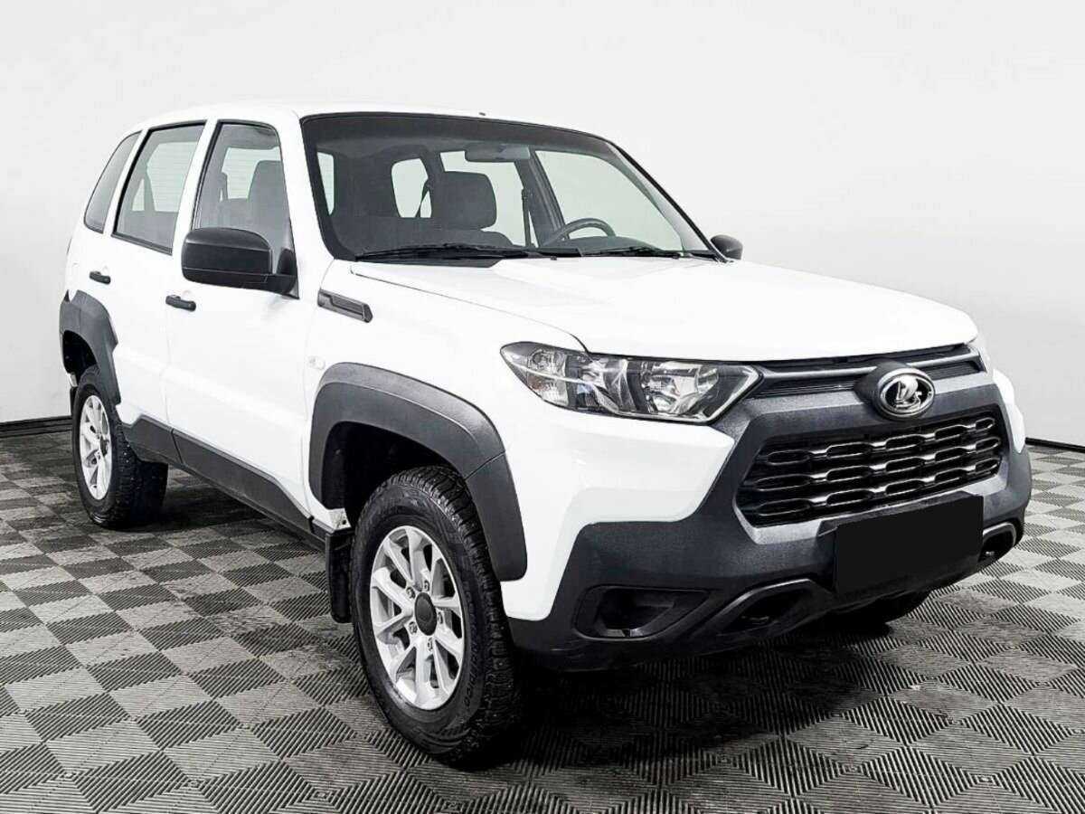 Лада (ВАЗ) Нива б/у, 2021, Механическая. Фото: #2