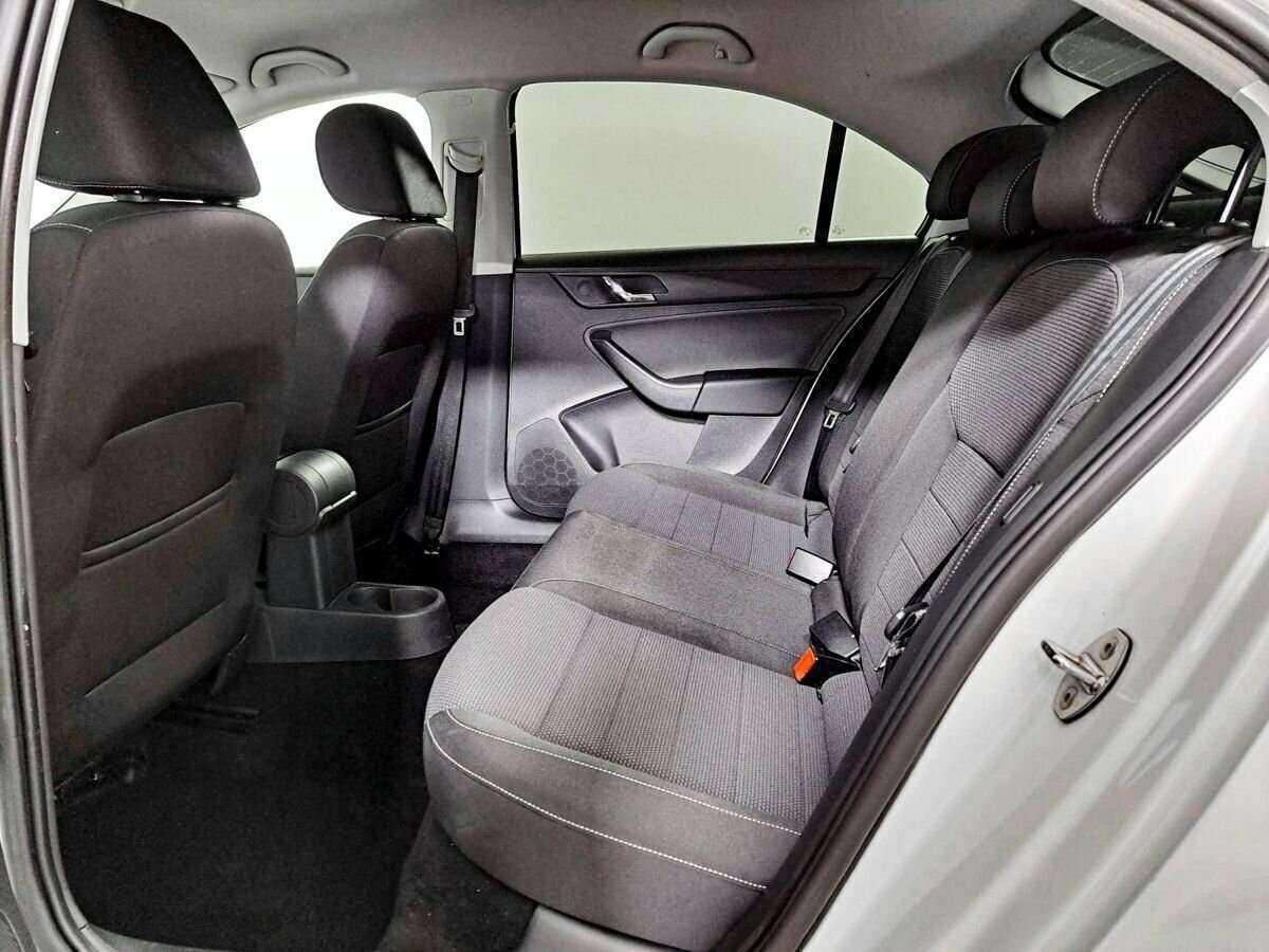 Шкода Рапид б/у, 2014, Роботизированная. Фото: #6