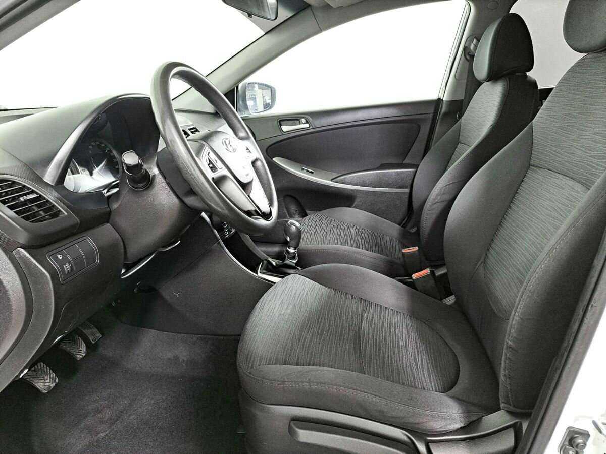 Хендай Солярис б/у, 2016, Механическая. Фото: #11