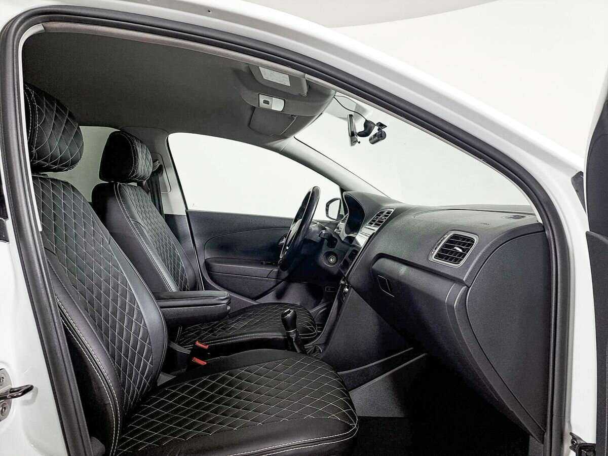 Фольксваген Поло б/у, 2016, Механическая. Фото: #8