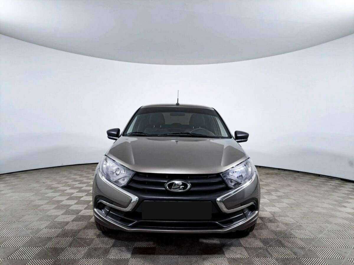 Lada (ВАЗ) Granta б/у, 2021, Механическая. Фото: #1