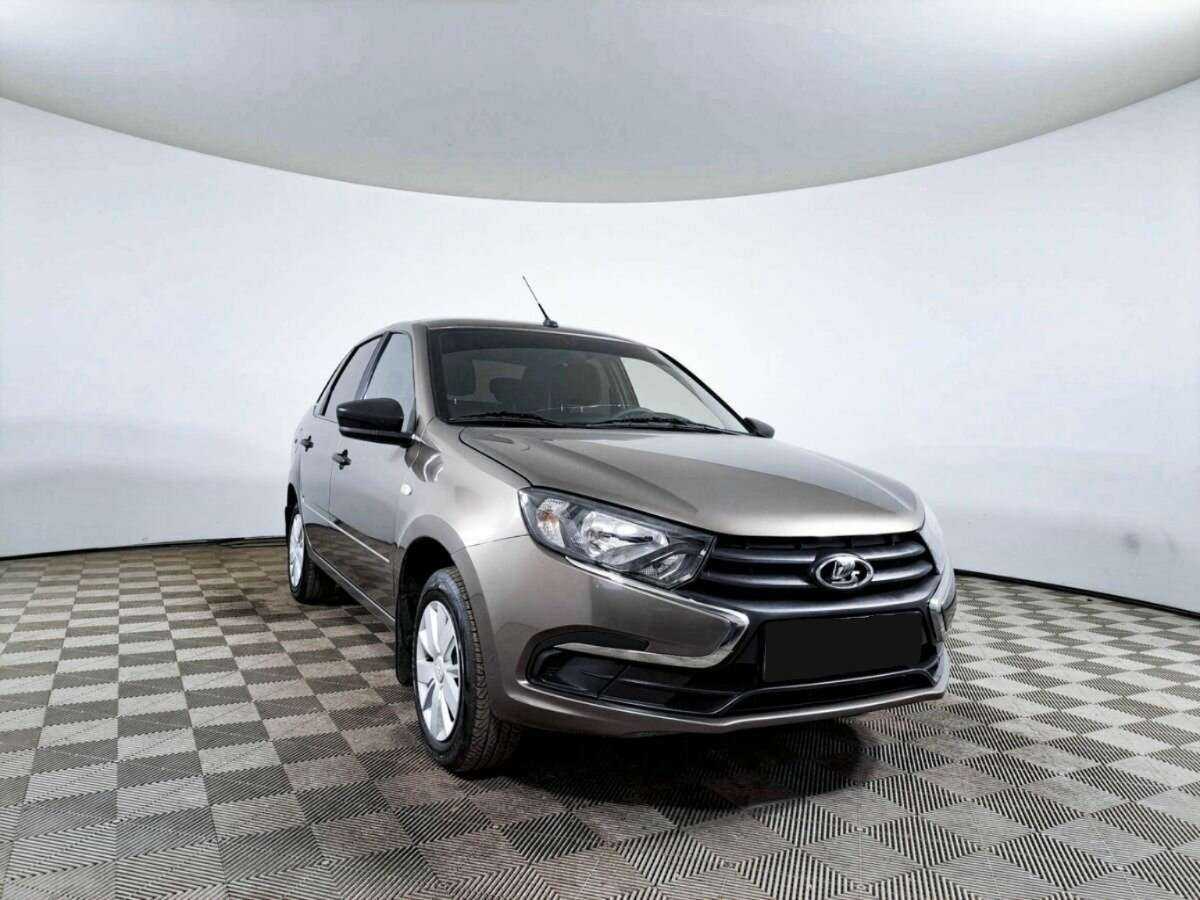 Lada (ВАЗ) Granta б/у, 2021, Механическая. Фото: #2