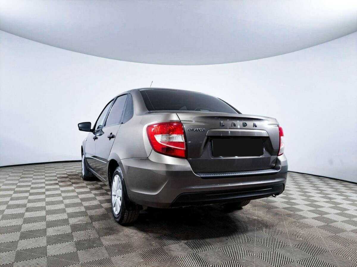 Lada (ВАЗ) Granta б/у, 2021, Механическая. Фото: #6