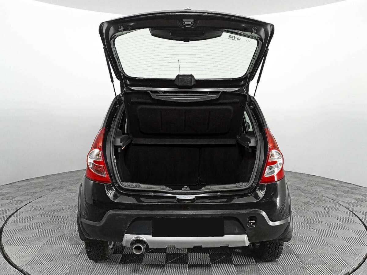 Renault Sandero б/у, 2013, Механическая. Фото: #9