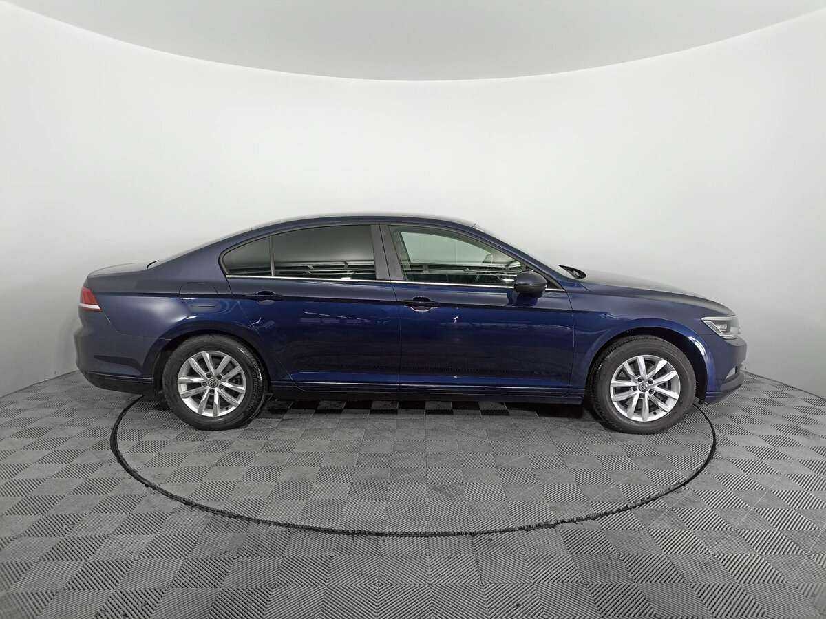 Volkswagen Passat б/у, 2016, Роботизированная. Фото: #3