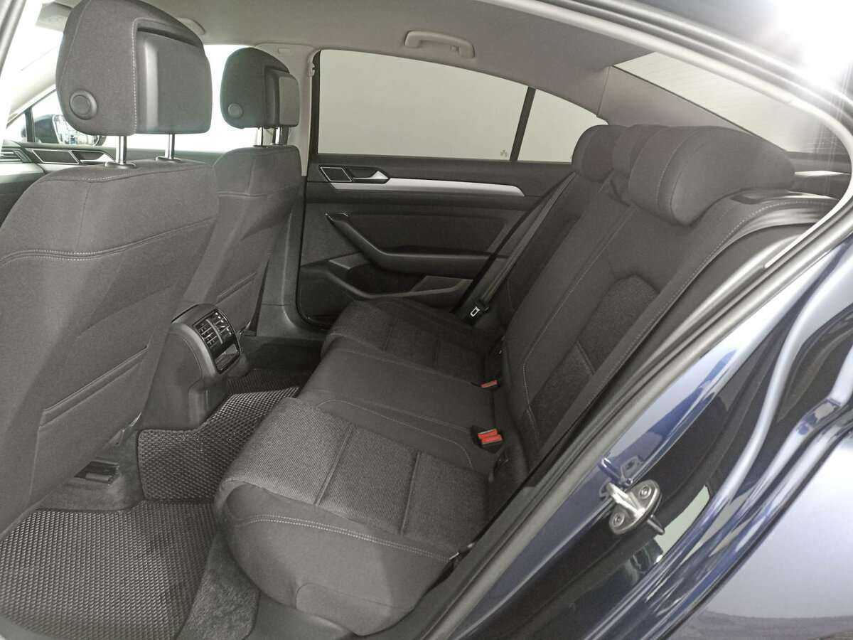 Volkswagen Passat б/у, 2016, Роботизированная. Фото: #9