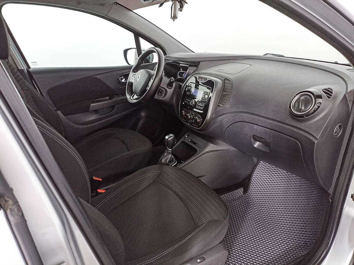 Renault Kaptur б/у, 2017, Автоматическая. Фото: #8