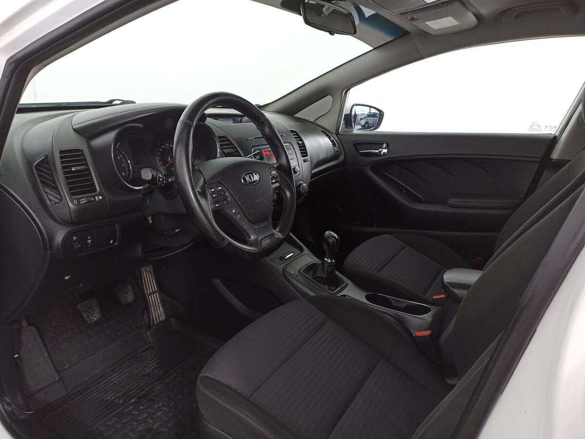 Kia Cerato б/у, 2016, Механическая. Фото: #13