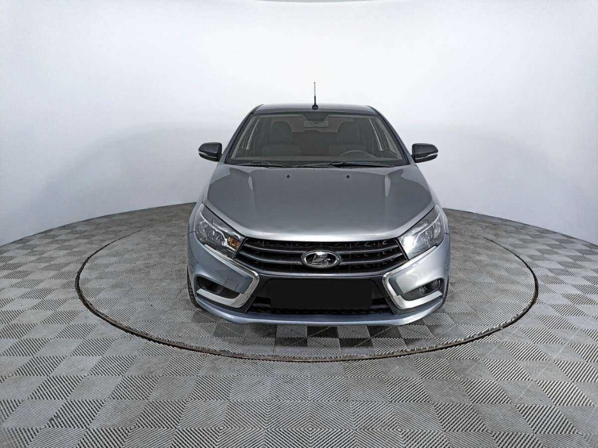 Lada (ВАЗ) Vesta б/у, 2018, Механическая. Фото: #1