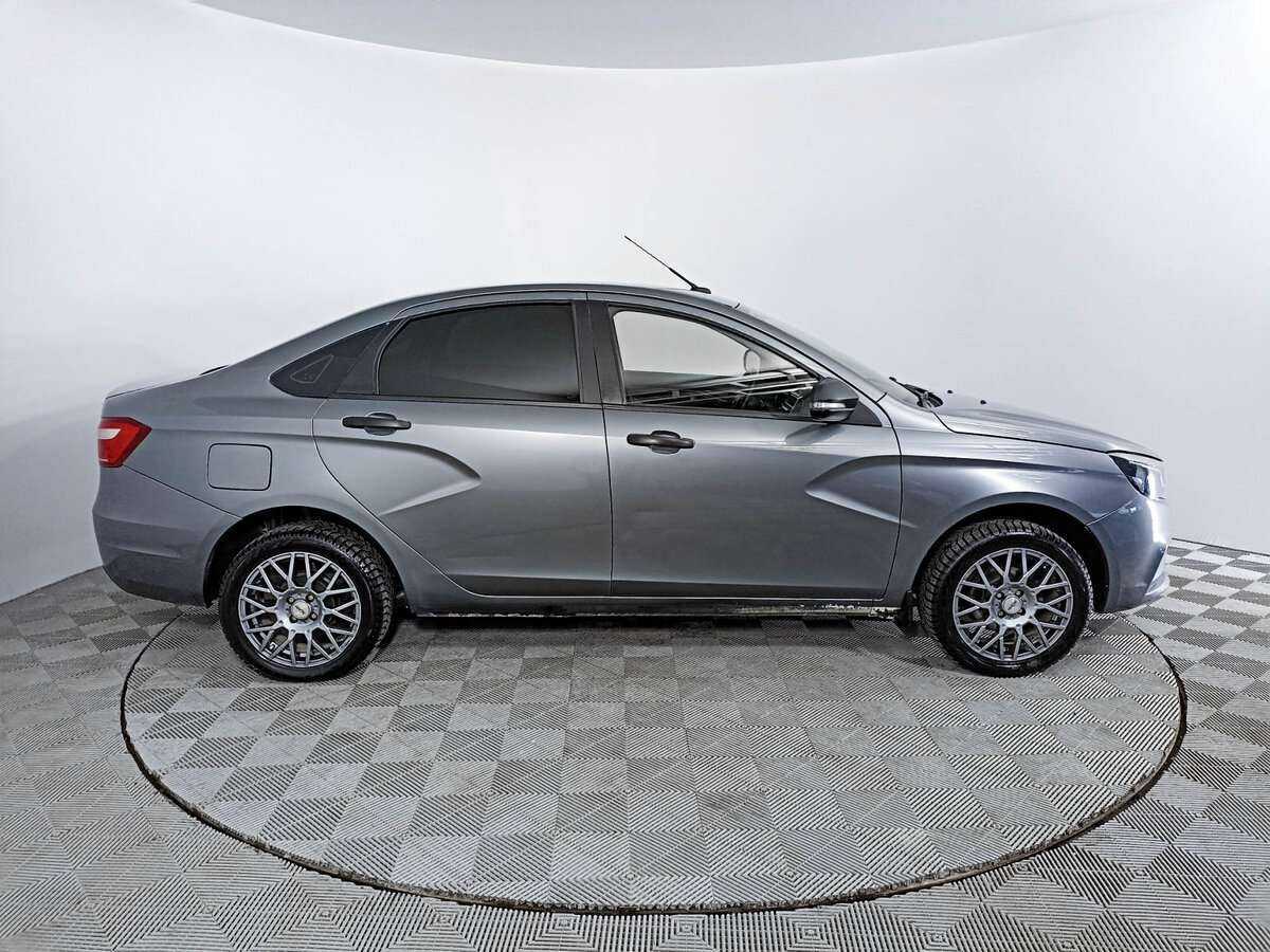 Lada (ВАЗ) Vesta б/у, 2018, Механическая. Фото: #3