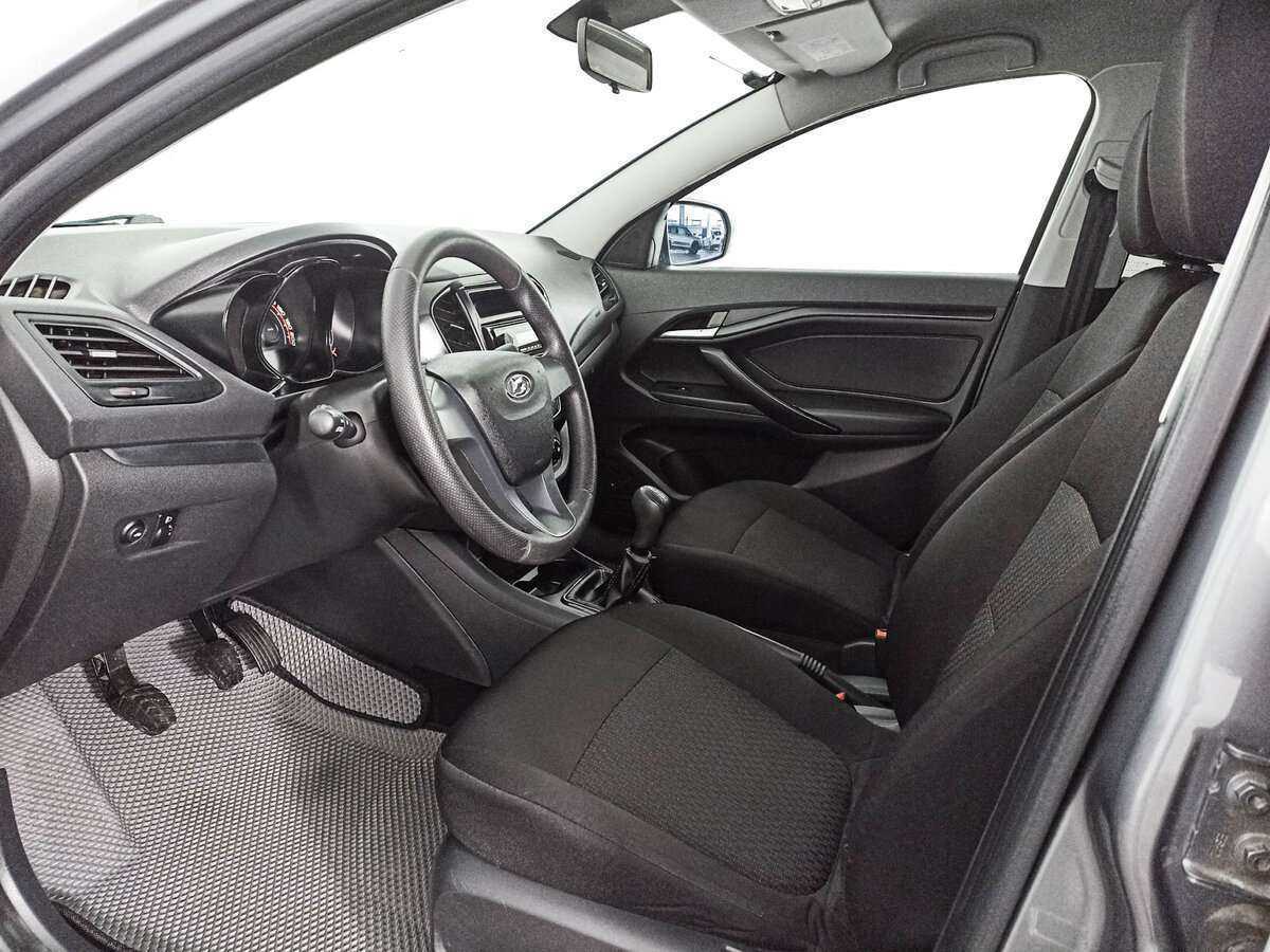 Lada (ВАЗ) Vesta б/у, 2018, Механическая. Фото: #13