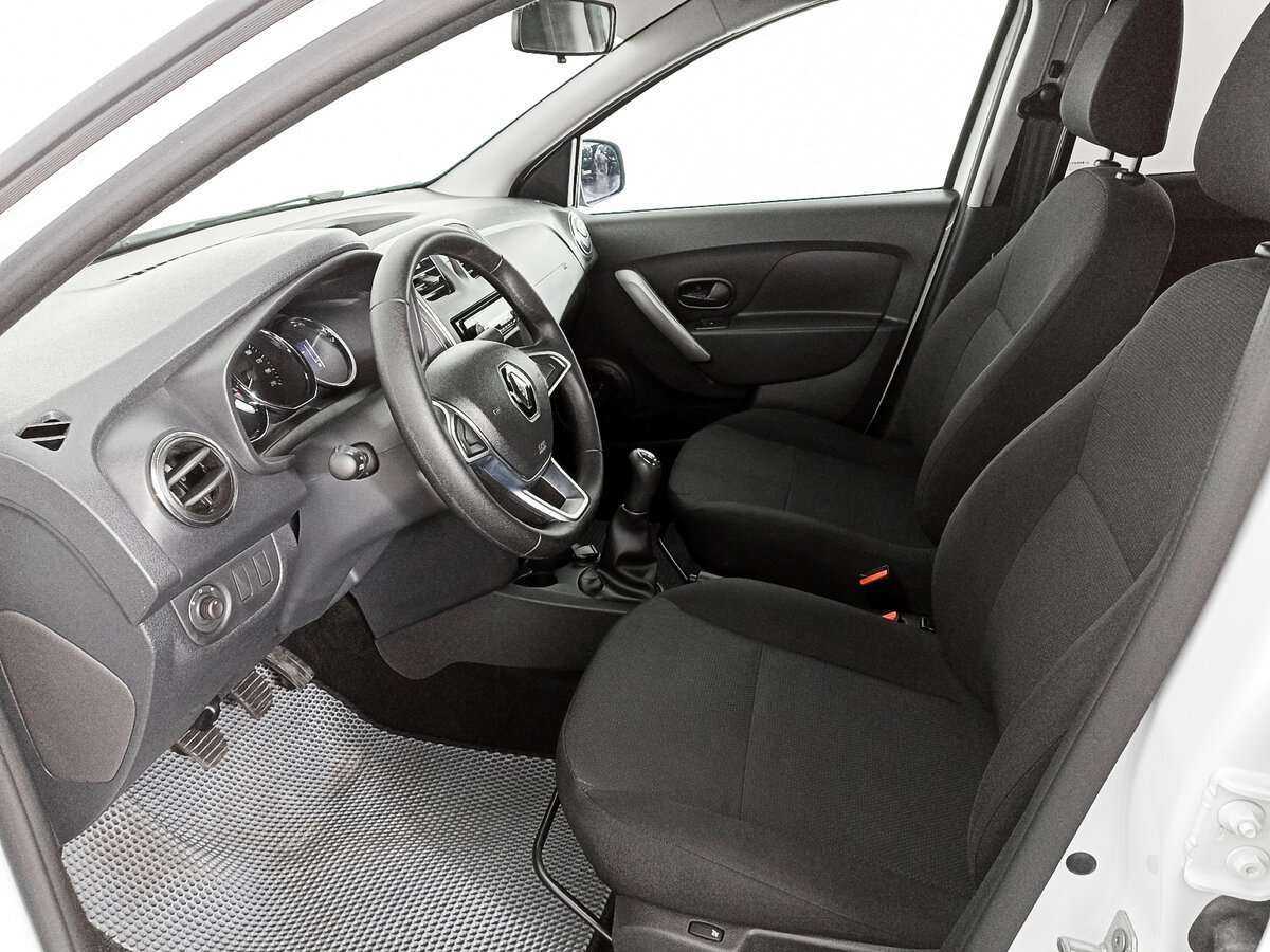 Рено Логан б/у, 2018, Механическая. Фото: #13