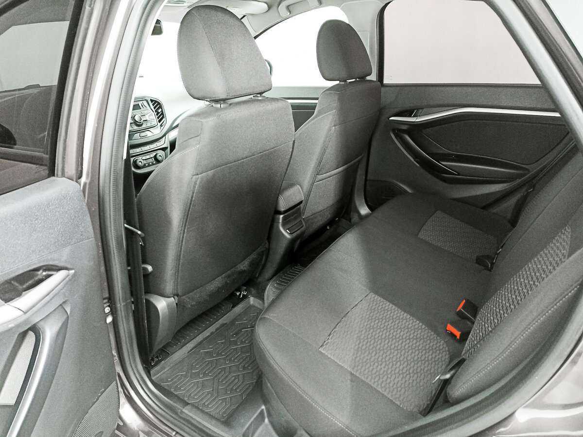 Лада (ВАЗ) Веста б/у, 2021, Механическая. Фото: #9