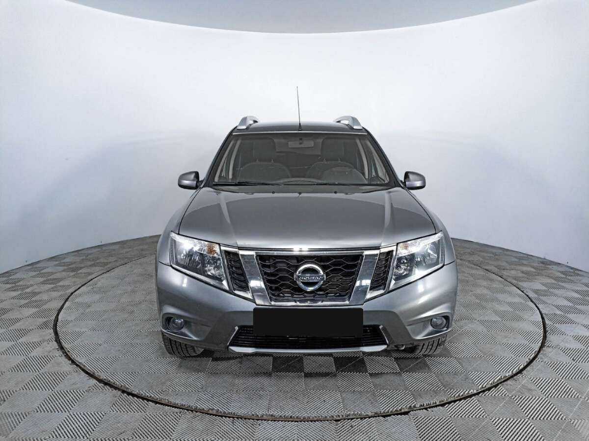 Nissan Terrano б/у, 2017, Автоматическая. Фото: #1
