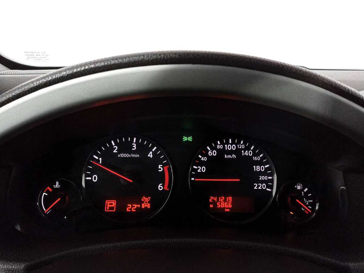 Nissan Pathfinder б/у, 2014, Автоматическая. Фото: #9