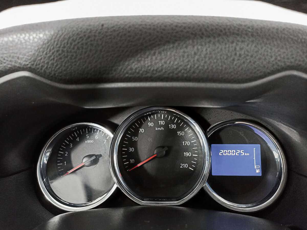 Nissan Terrano б/у, 2016, Механическая. Фото: #10