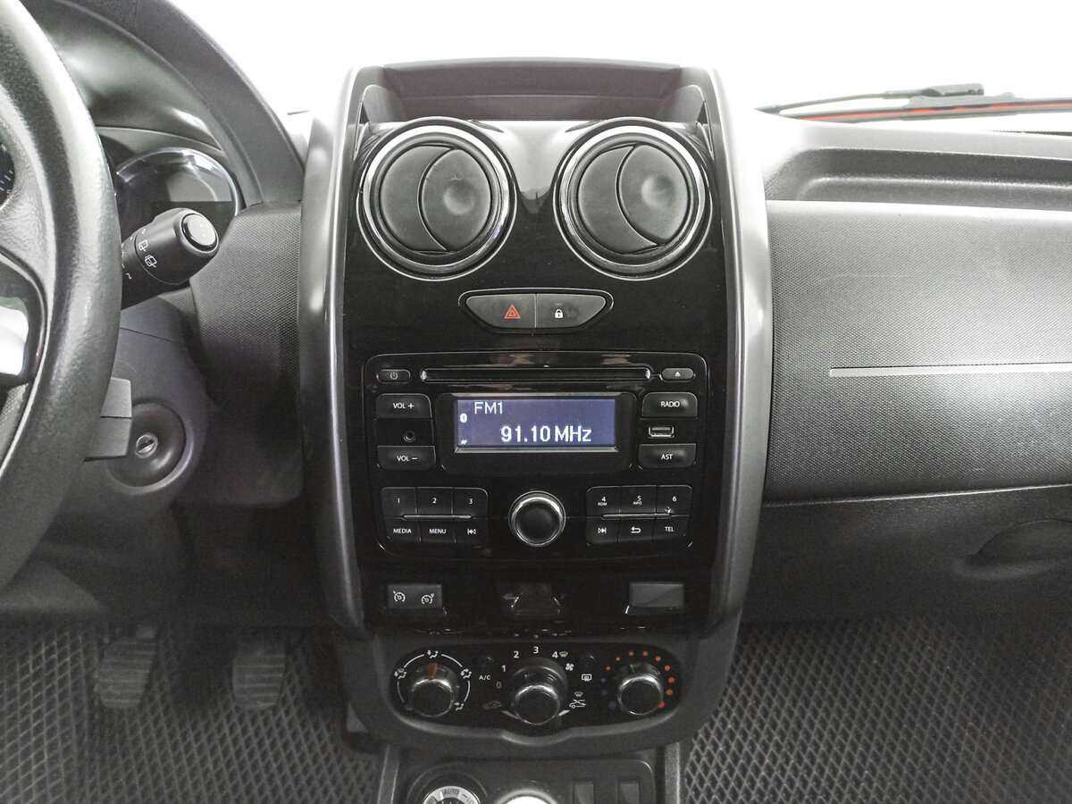 Renault Duster б/у, 2017, Механическая. Фото: #12