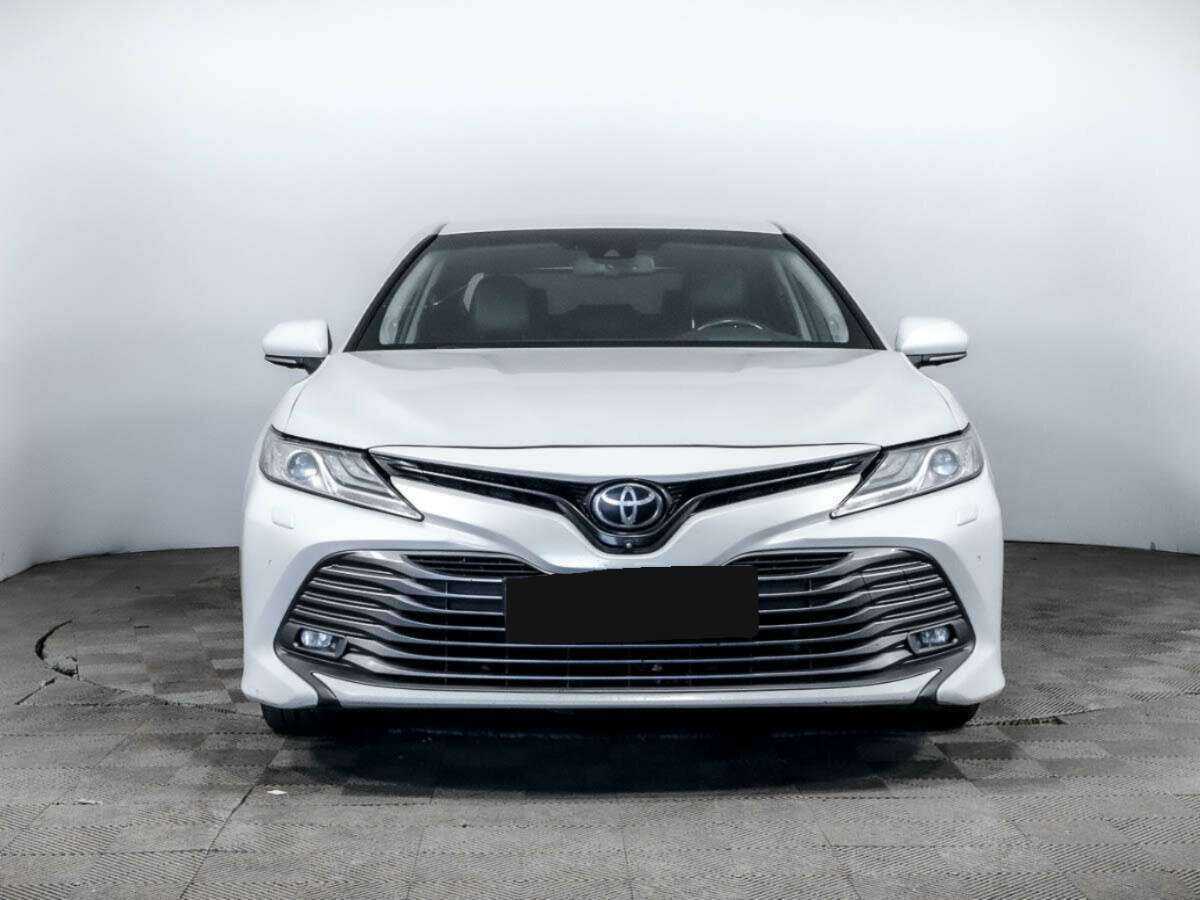 Toyota Camry б/у, 2018, Автоматическая. Фото: #1