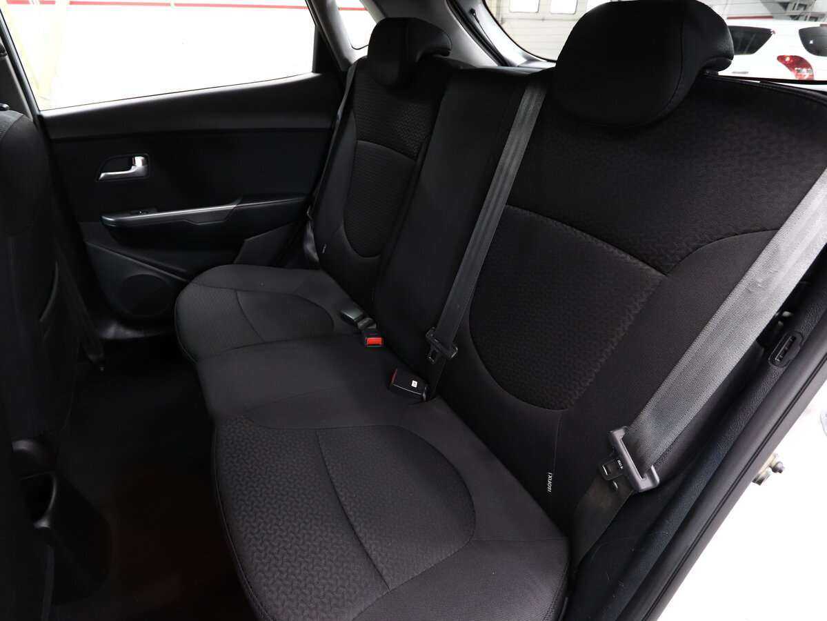 Kia Rio б/у, 2015, Автоматическая. Фото: #9