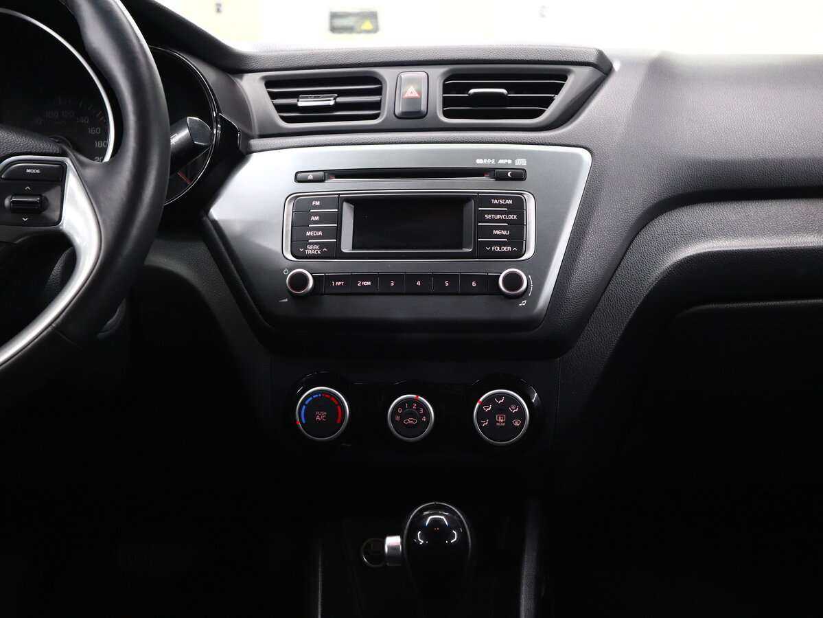 Kia Rio б/у, 2015, Автоматическая. Фото: #16