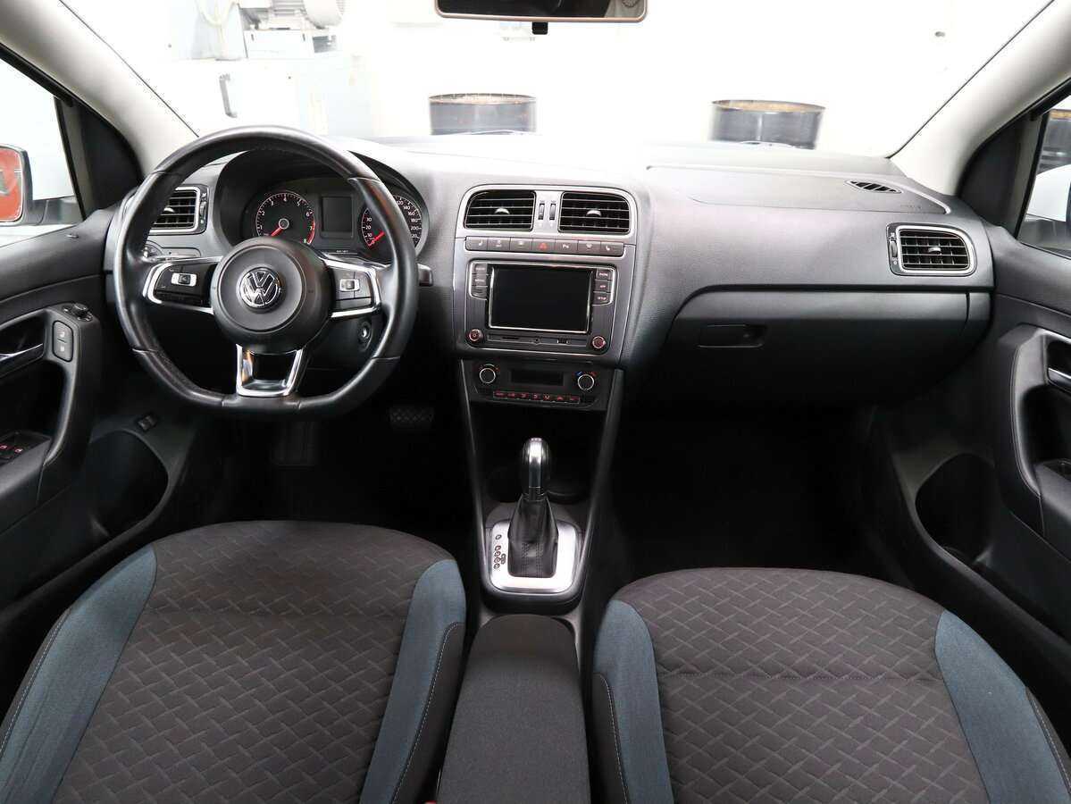 Volkswagen Polo б/у, 2019, Роботизированная. Фото: #14