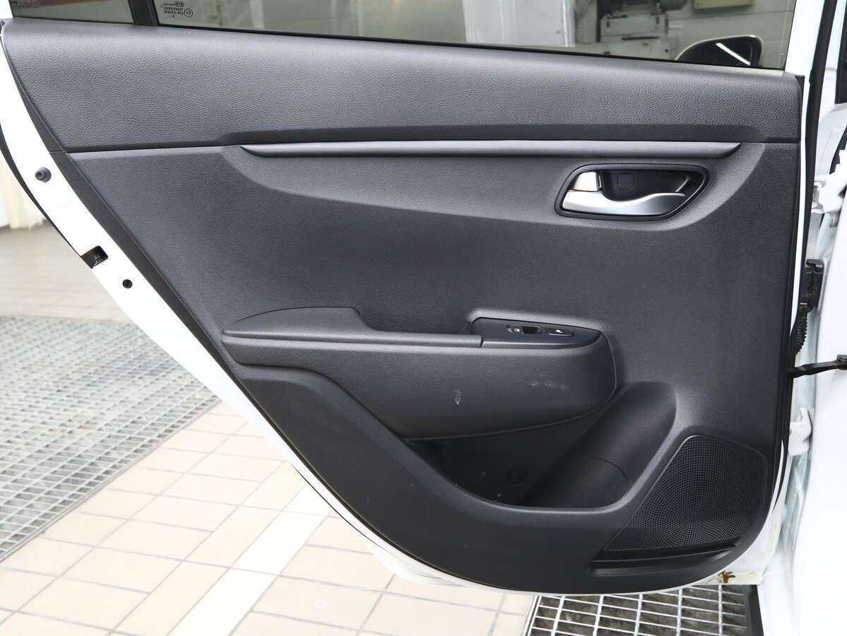 Kia Rio б/у, 2018, Автоматическая. Фото: #7