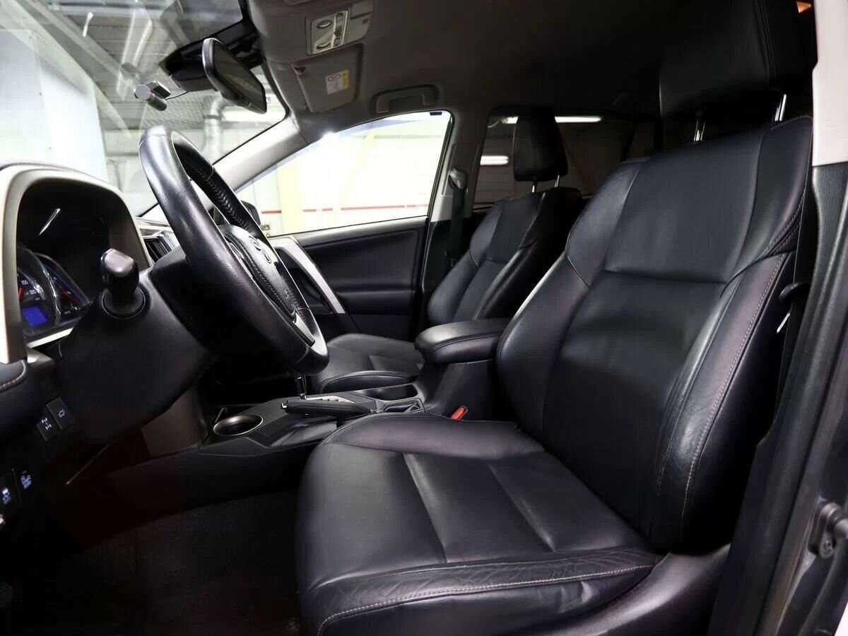 Toyota RAV4 б/у, 2013, Автоматическая. Фото: #5
