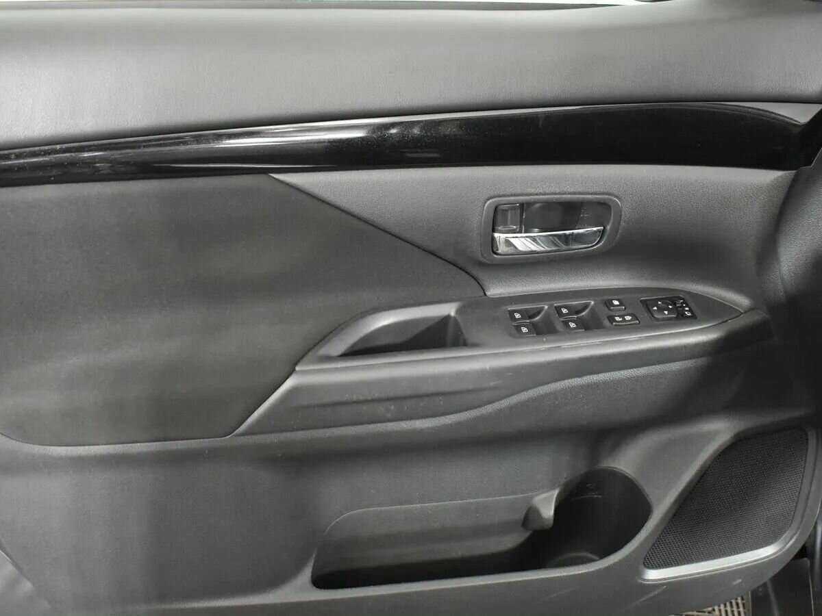 Митсубиши Оутлэндер б/у, 2019, Вариатор. Фото: #15