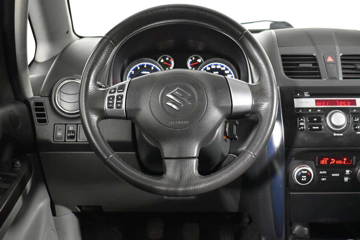 Suzuki SX4 б/у, 2013, Механическая. Фото: #11