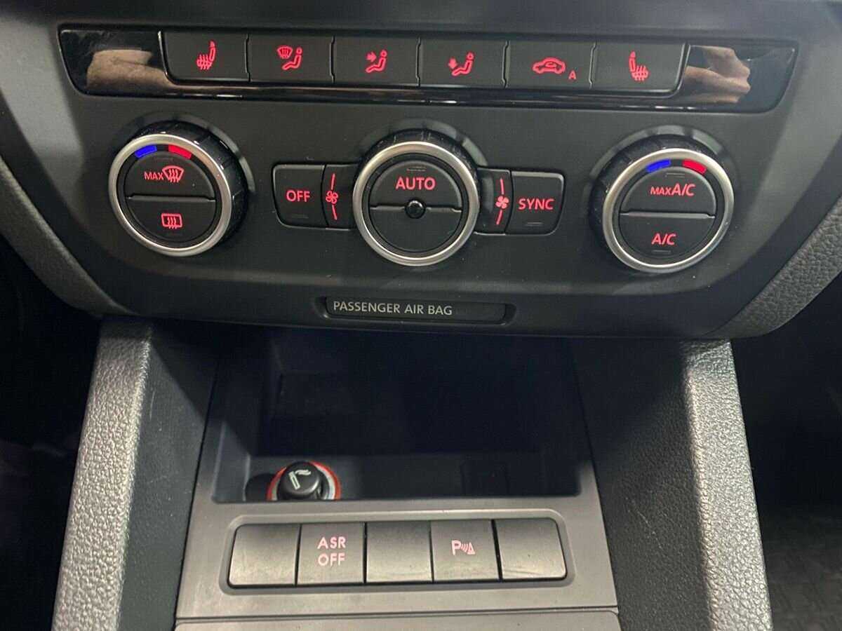 Фольксваген Джетта б/у, 2013, Механическая. Фото: #12