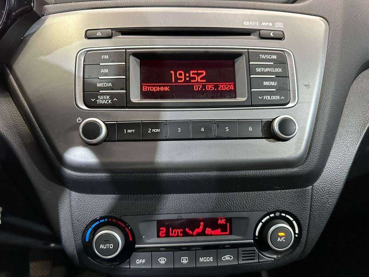 Kia Rio б/у, 2016, Механическая. Фото: #12