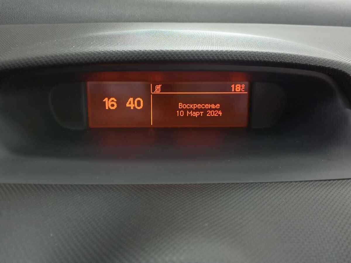 Peugeot 408 б/у, 2016, Автоматическая. Фото: #12