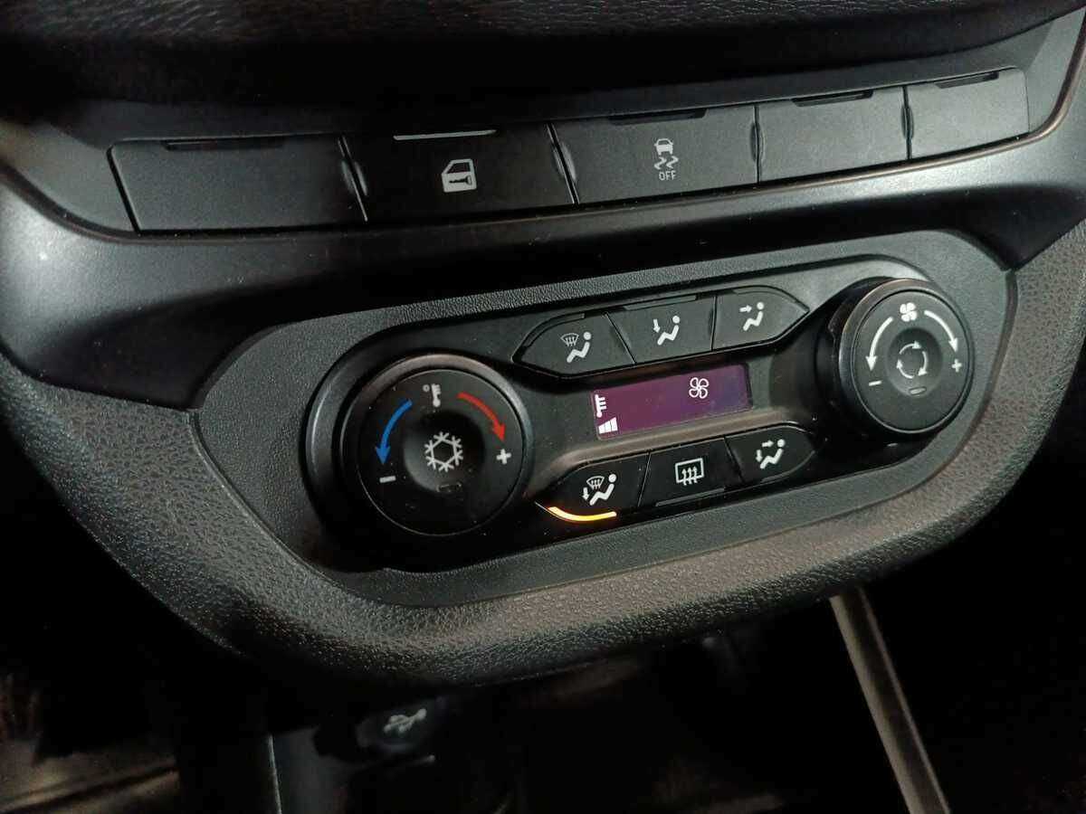 Lada (ВАЗ) Vesta б/у, 2018, Роботизированная. Фото: #14