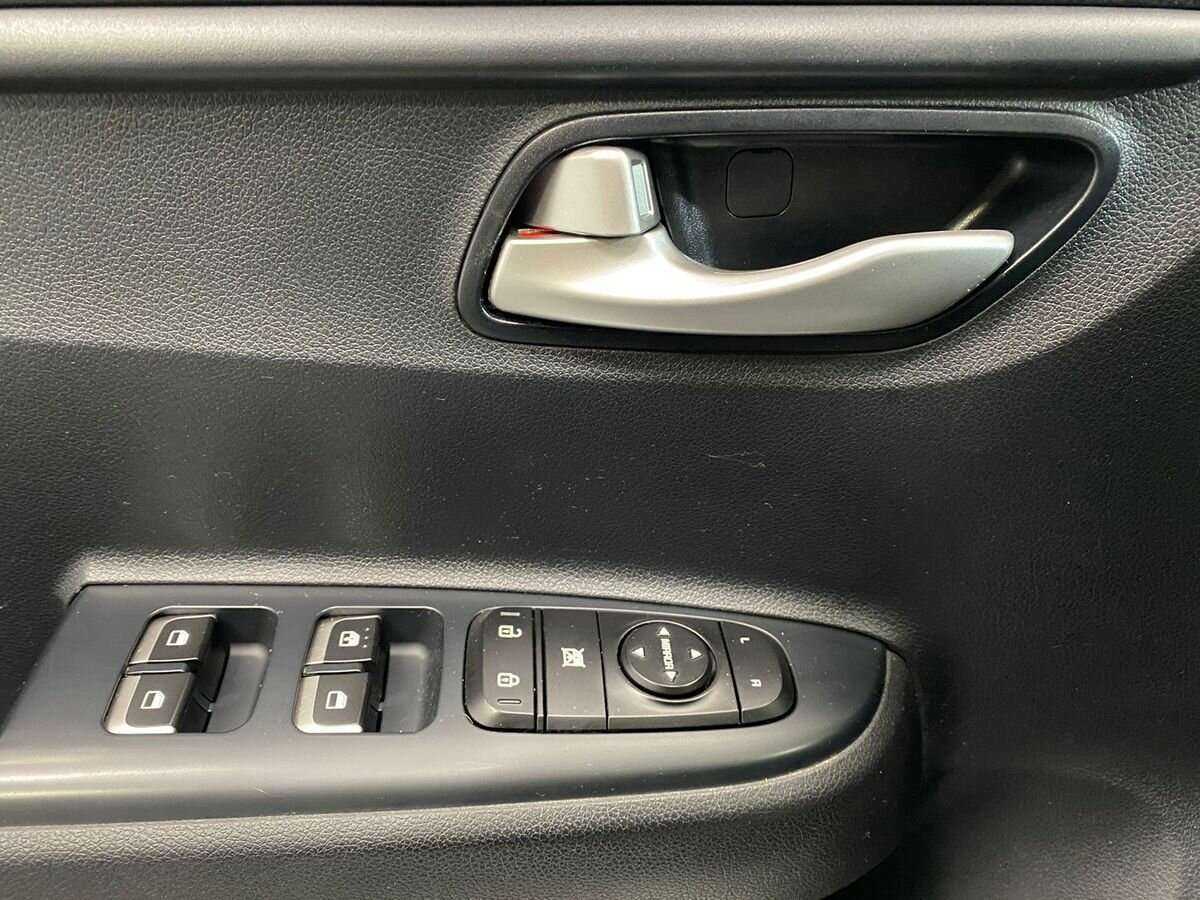 Киа Рио б/у, 2019, Механическая. Фото: #17