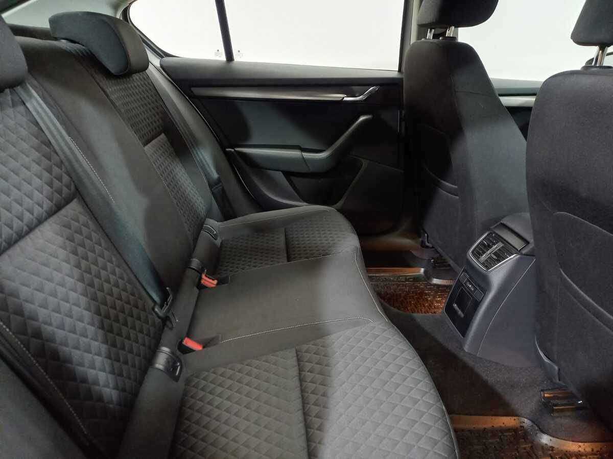 Skoda Octavia б/у, 2018, Автоматическая. Фото: #10