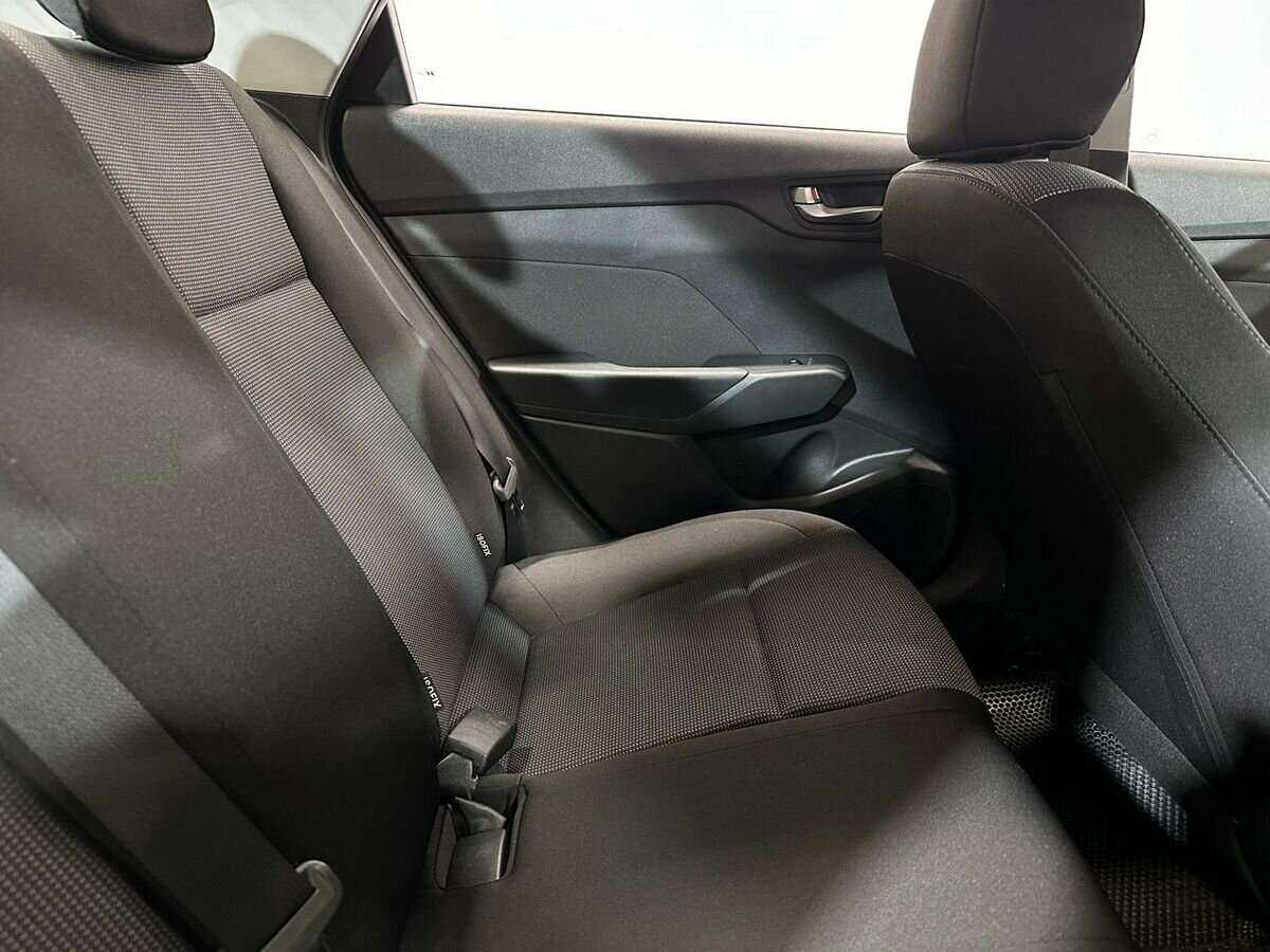 Hyundai Solaris б/у, 2019, Механическая. Фото: #9