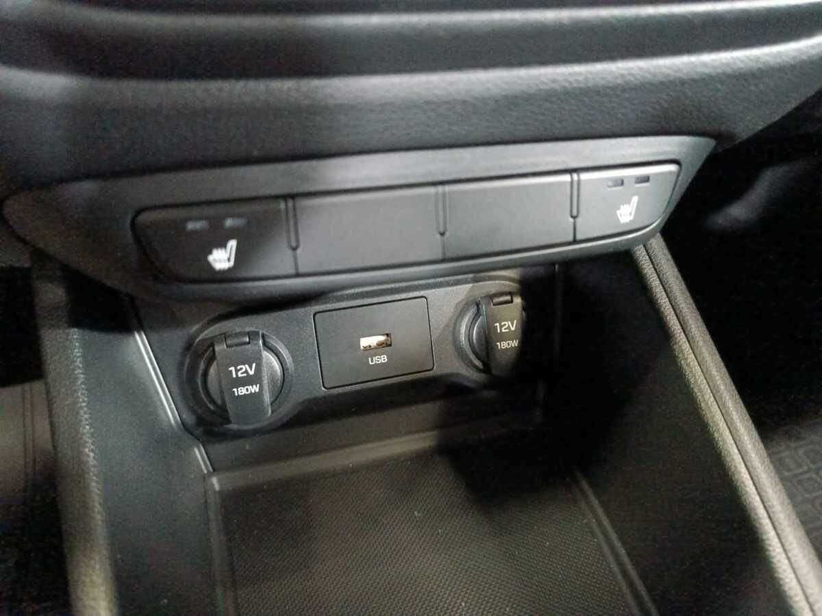 Hyundai Accent б/у, 2023, Автоматическая. Фото: #14