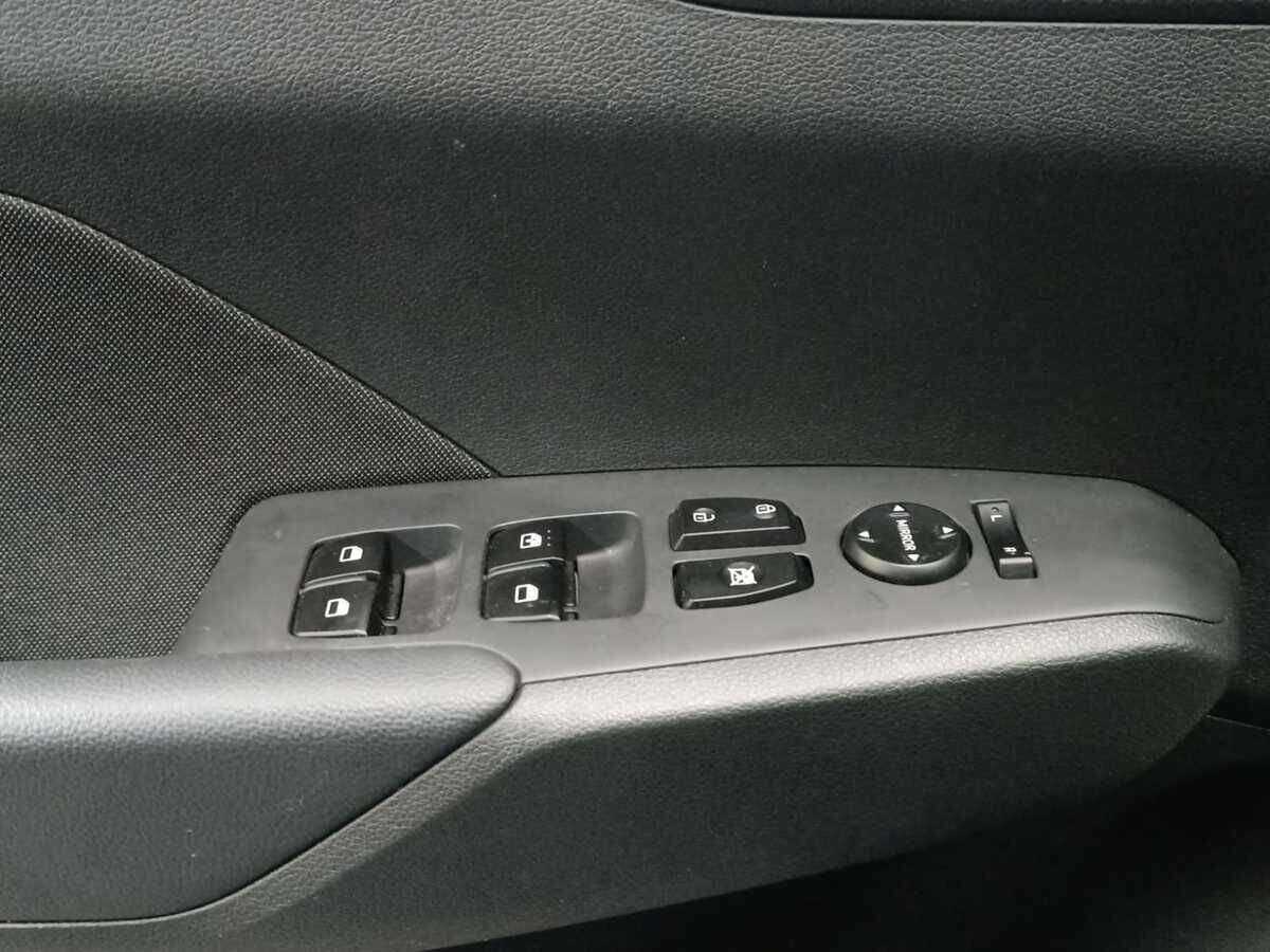 Hyundai Accent б/у, 2023, Автоматическая. Фото: #16