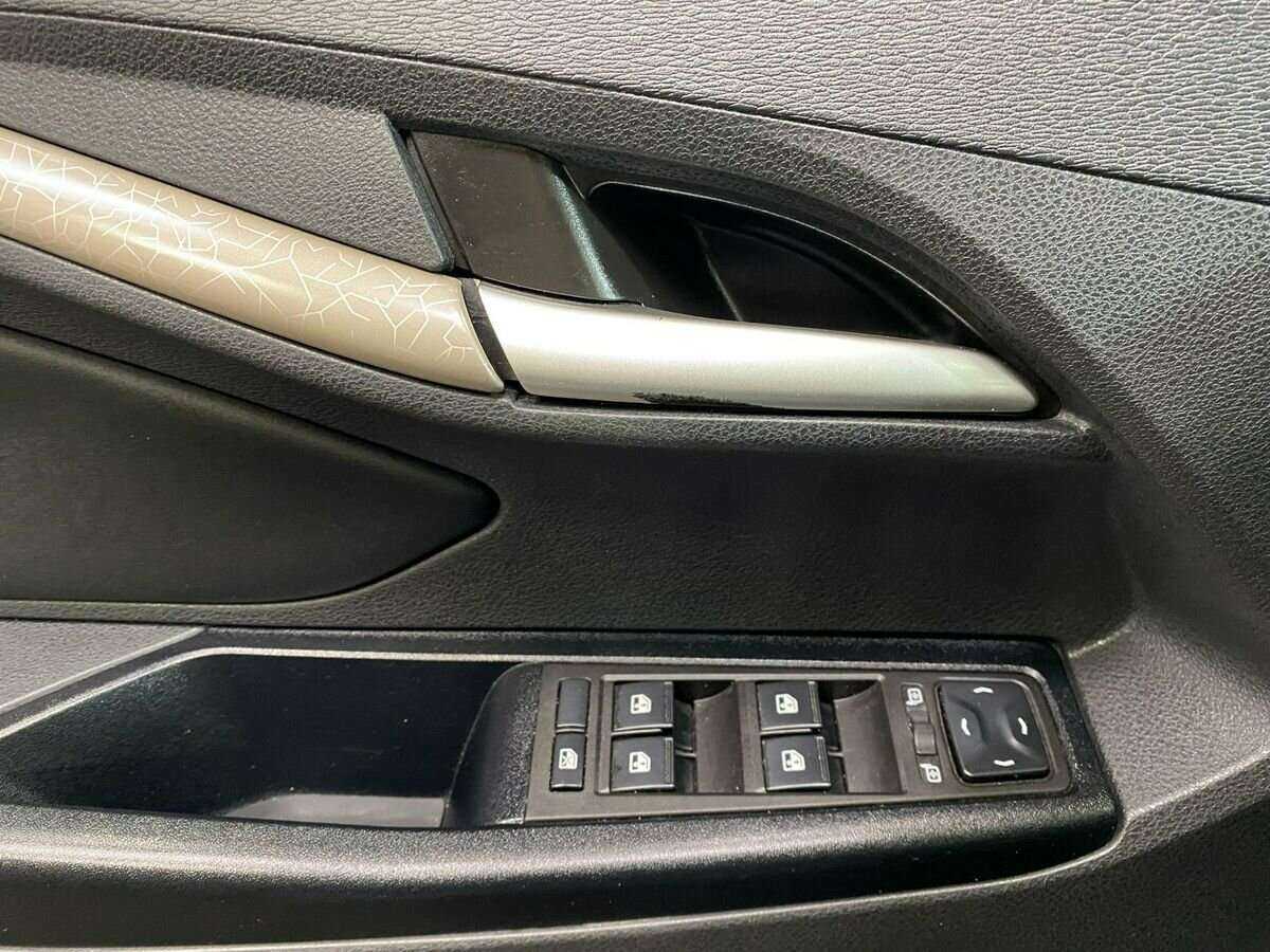 Lada (ВАЗ) Vesta б/у, 2019, Механическая. Фото: #15