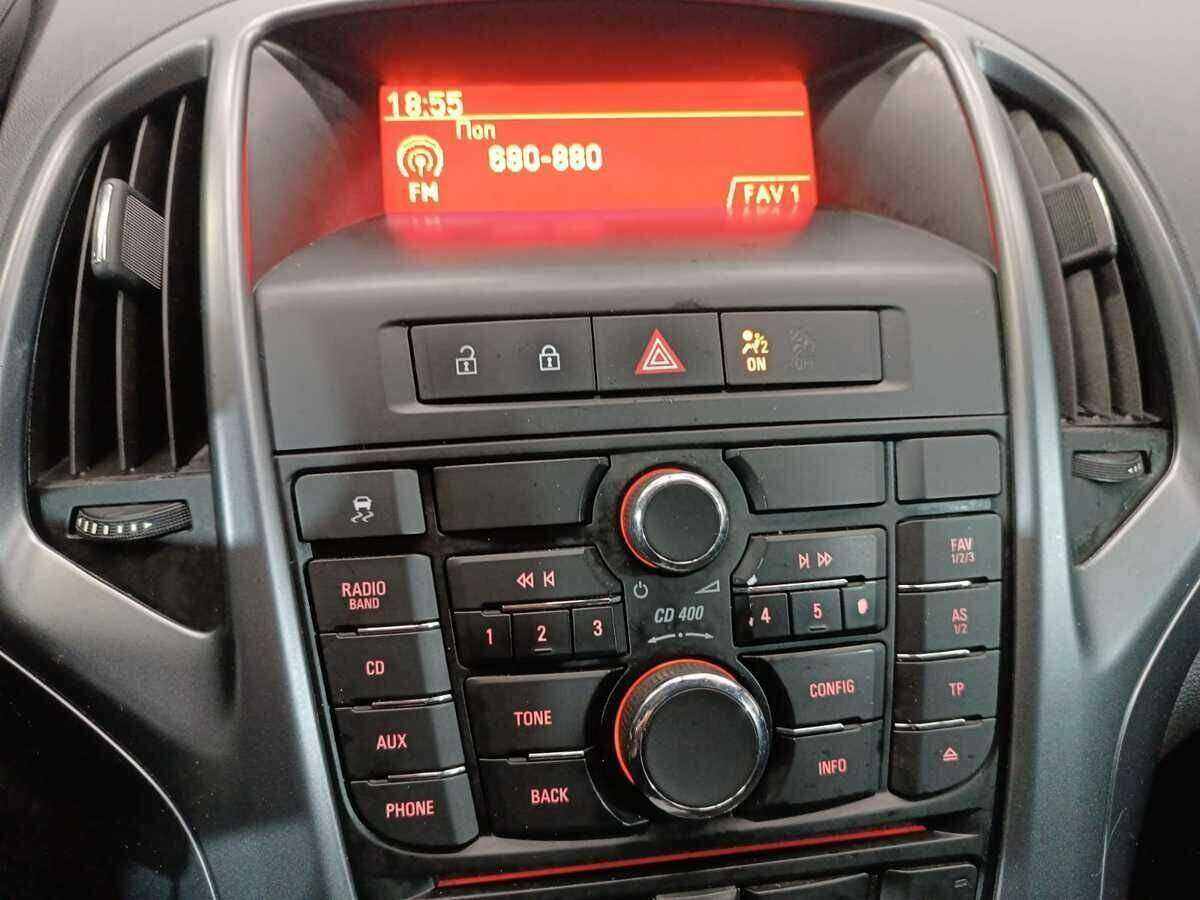 Opel Astra б/у, 2012, Механическая. Фото: #14