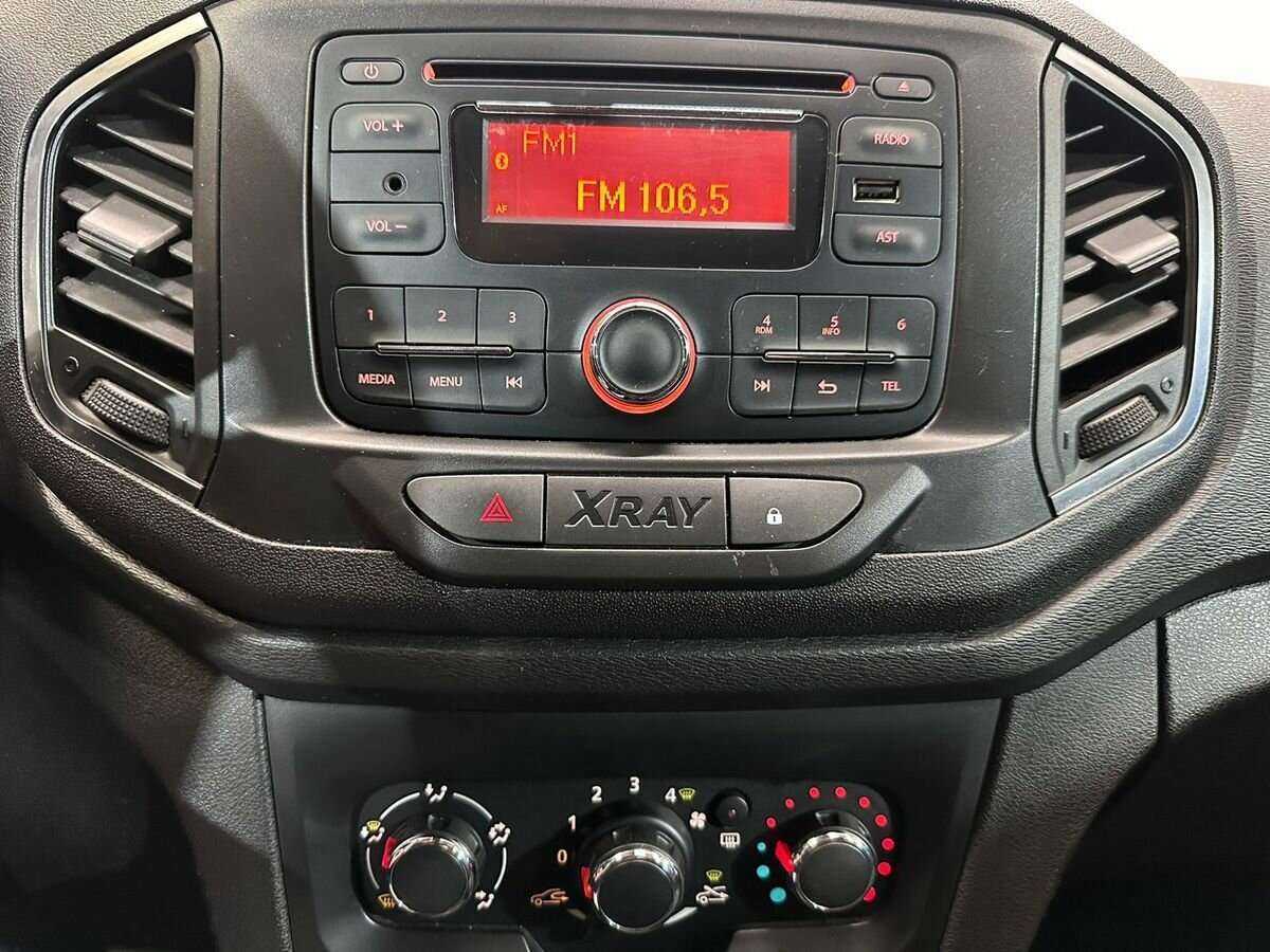 Lada (ВАЗ) XRAY б/у, 2016, Механическая. Фото: #11