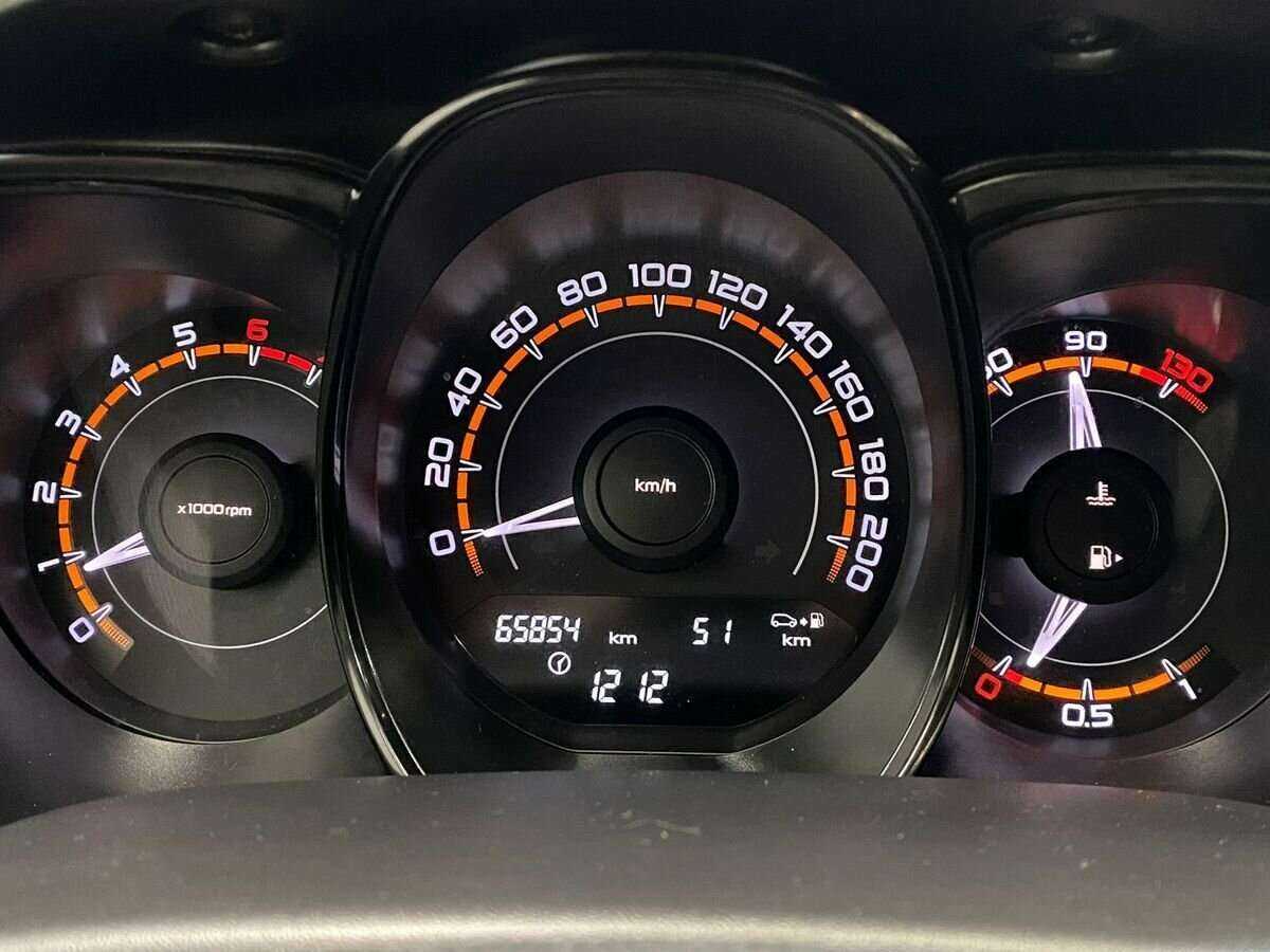 Lada (ВАЗ) Vesta б/у, 2018, Механическая. Фото: #12