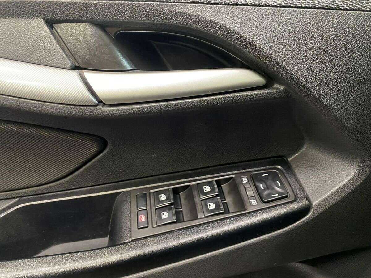 Lada (ВАЗ) Vesta б/у, 2018, Механическая. Фото: #16