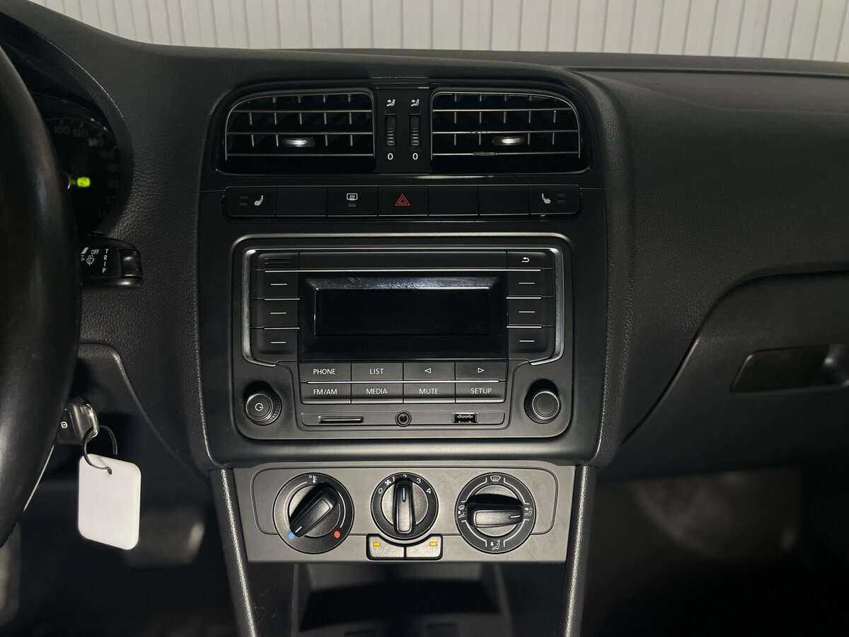 Volkswagen Polo б/у, 2017, Автоматическая. Фото: #15